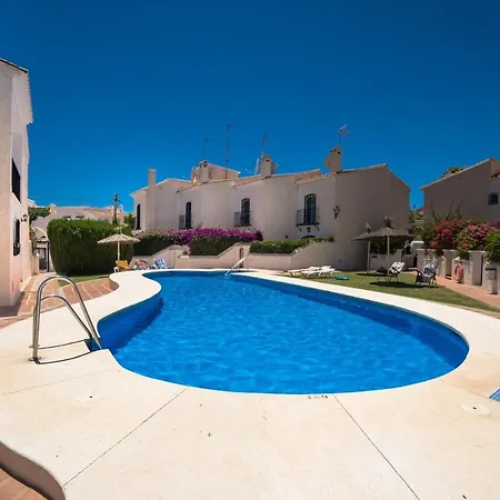 Pinos 2 * Nerja